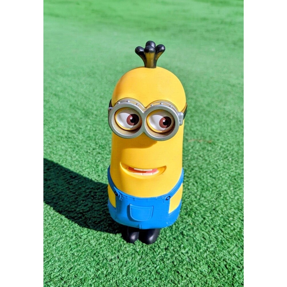 MISSING Arms Despicable Me Minions Arctic Kevin Banana Deluxe Thinkway Toy